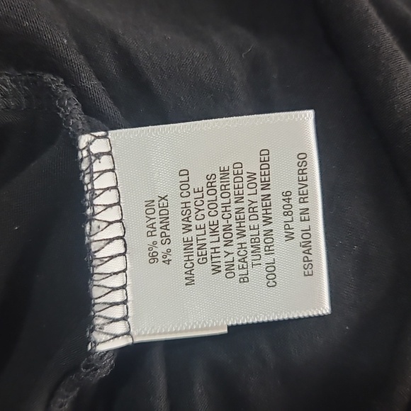 Thalia Sodi Cold Shoulder Valck Loose Fit Top - Picture 9 of 9